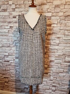 Sleeveless V-Neck Tweed Shift Dress in Dark Blue & Gold Brand New